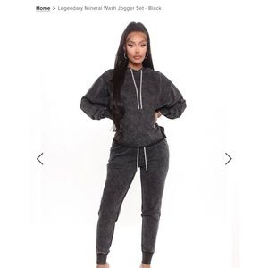 Fashion Nova mineral wash jogger set